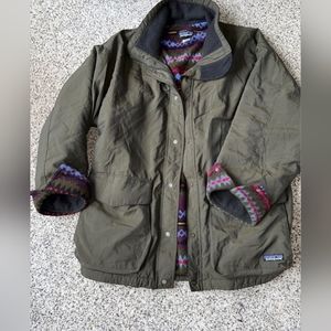 Patagonia Women Jacket Sz M Green Aztec Lining